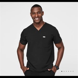Figs Men's Classic Black V-Neck Scrub Set